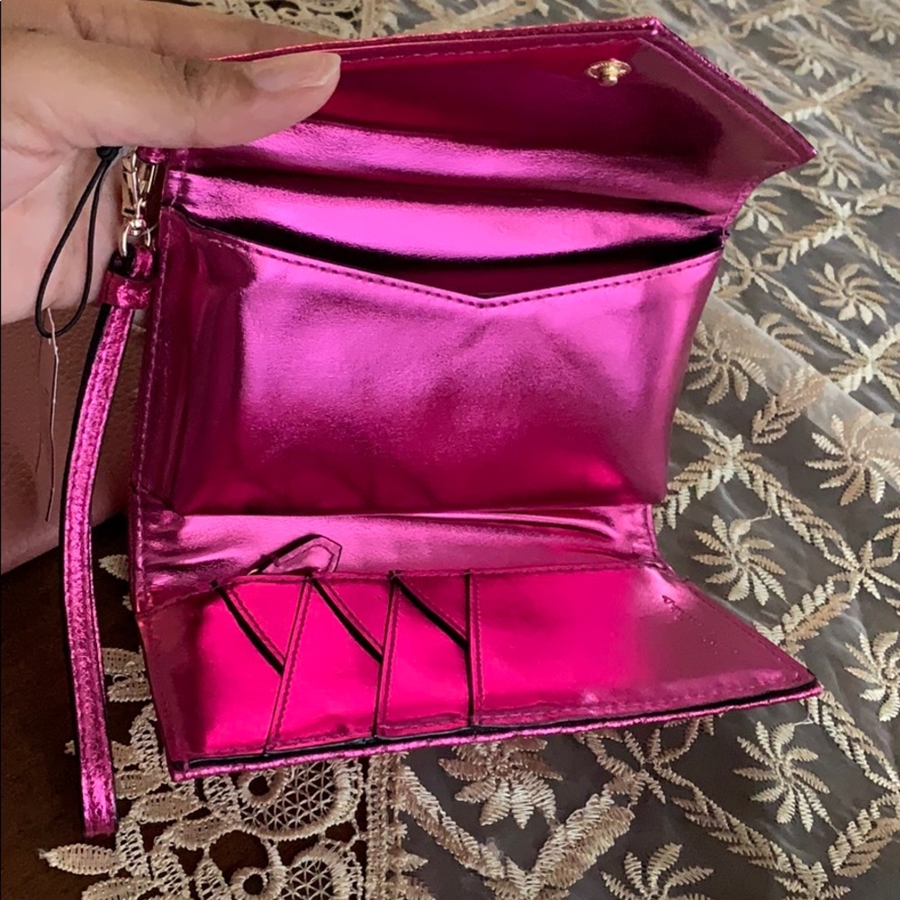 New pink VS items only pink wallet - Picture 2 of 2